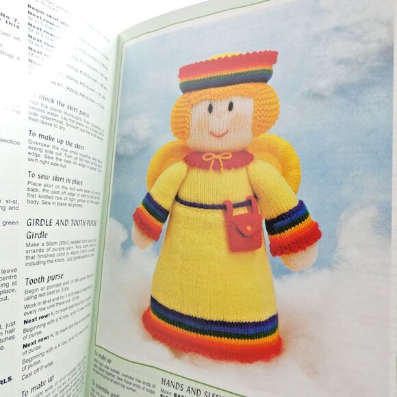 Jean Greenhowe's Storybook Dolls Pattern Booklet Double Knit DIY Vintage 1996 UK - Picture 7 of 9